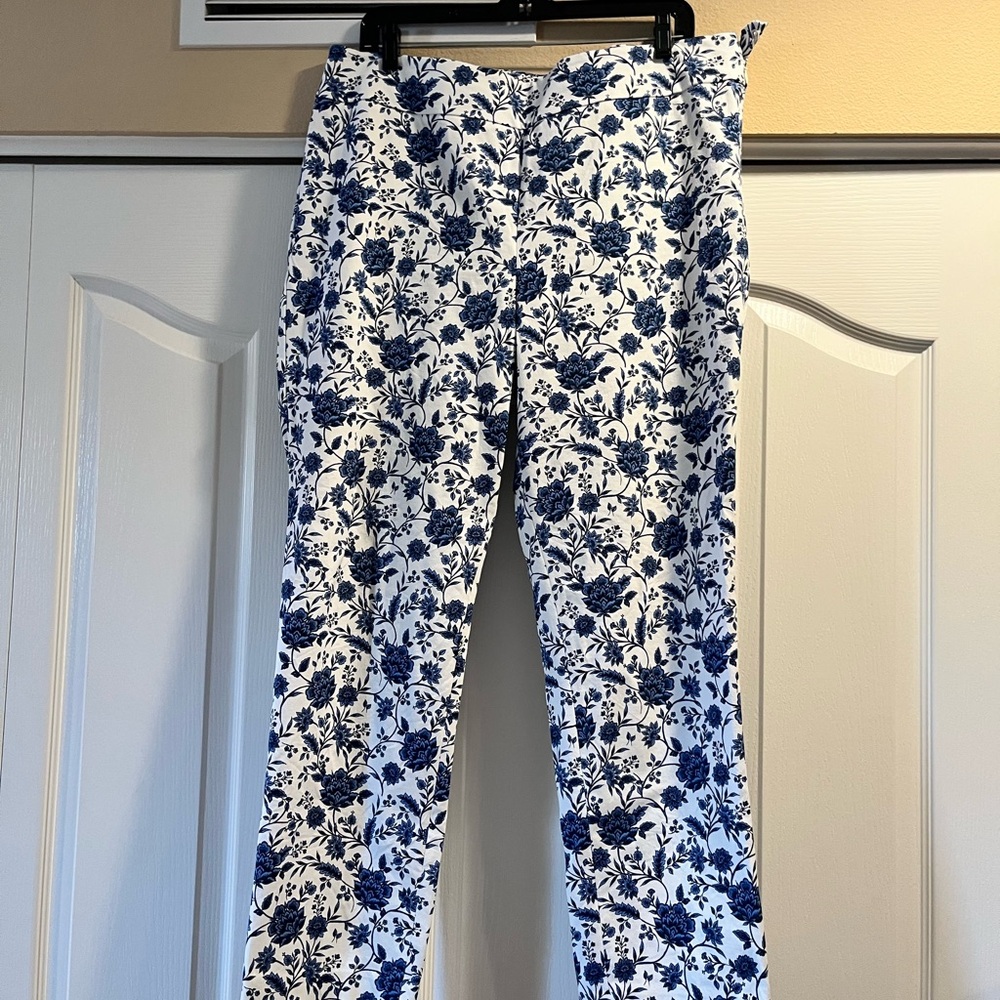 Talbots pants
Size 16